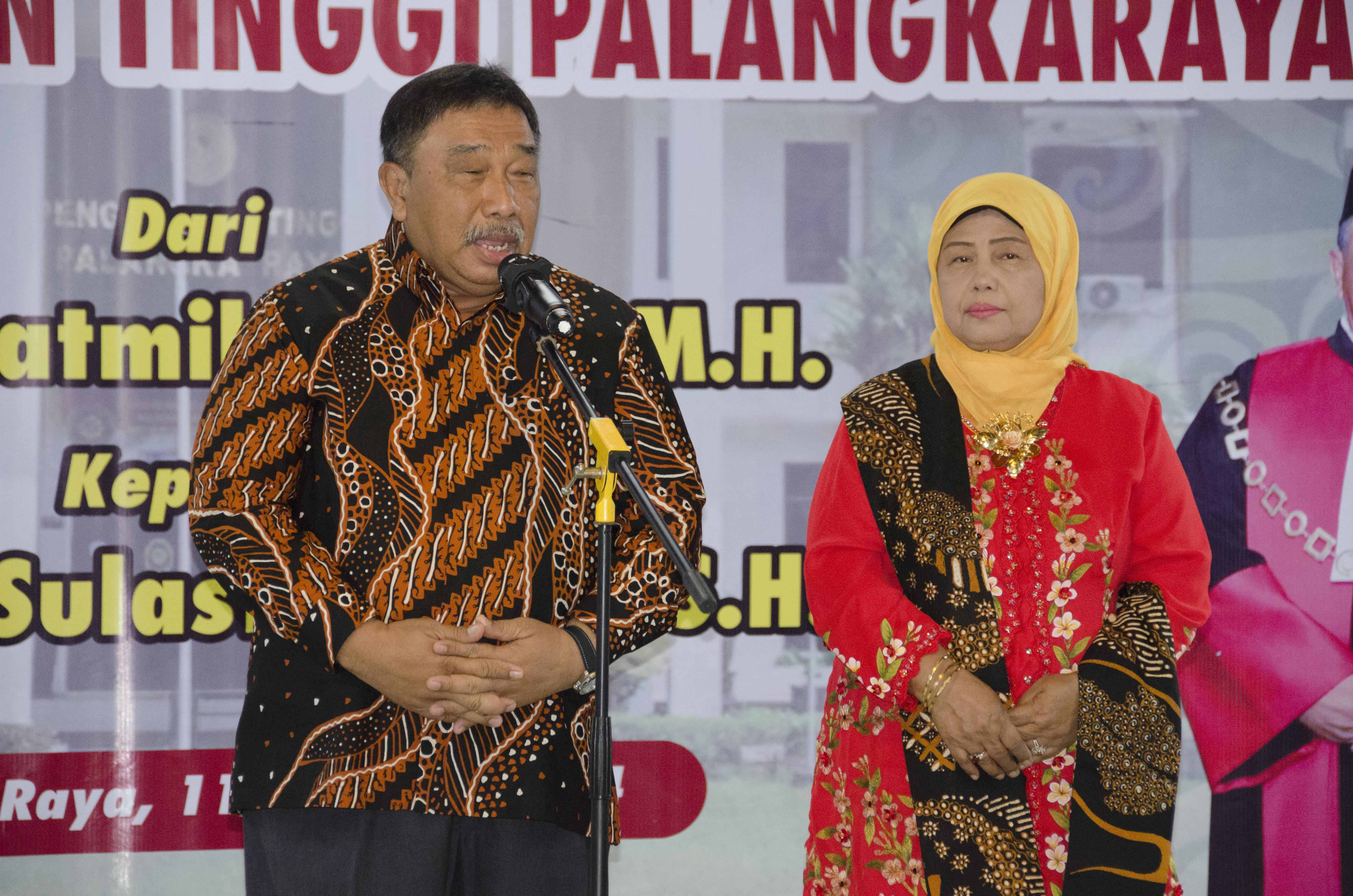 PISAHSAMBUTWEB1